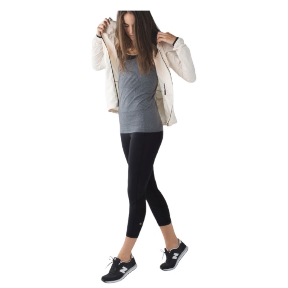 Lululemon Pace Rival Crop, Black, Size 6